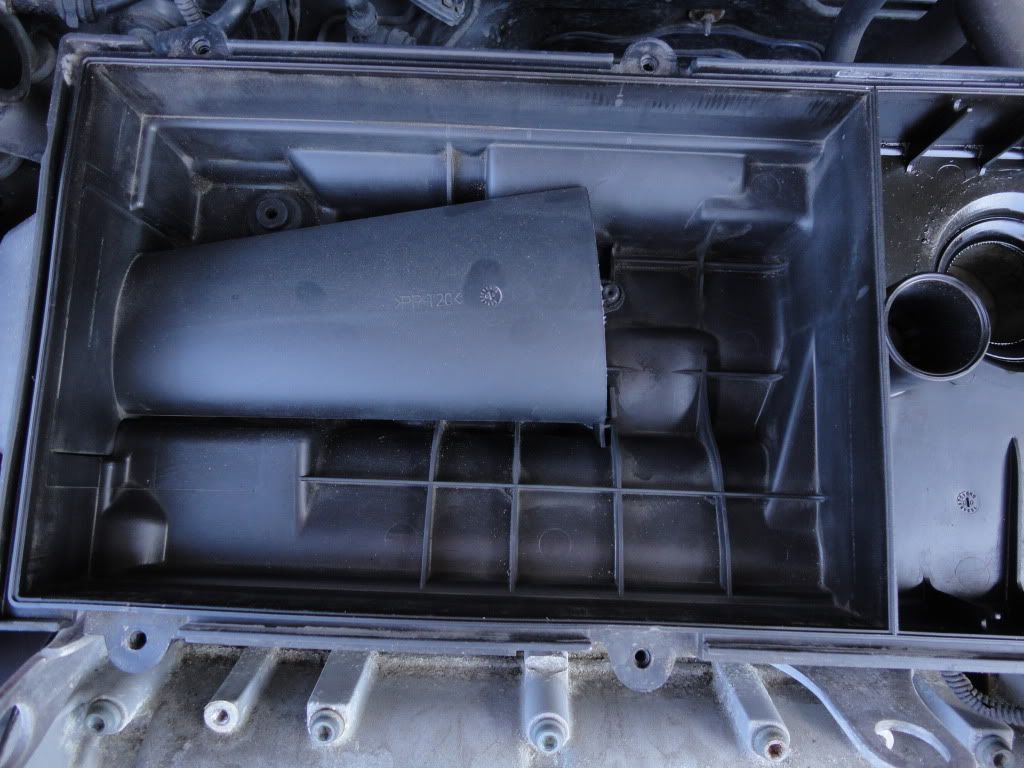 [Mk4 Golf] Drilling Holes In my Air Filter Box [Pictures] Engine