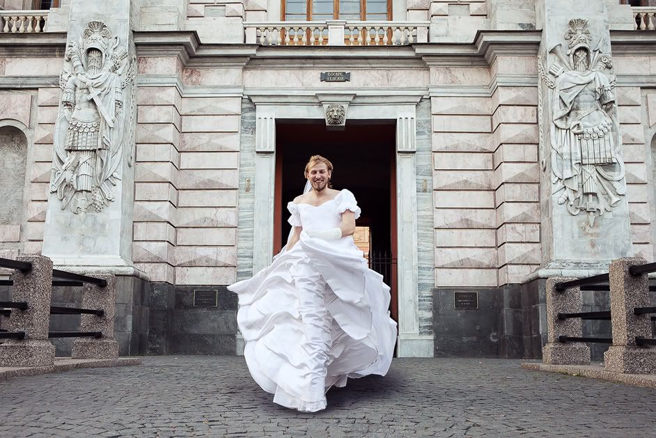 lady in white