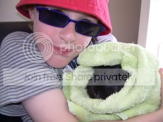 PiggieBath2010061.jpg